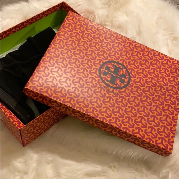 Tory Burch sherpa boots - Picture 13 of 13
